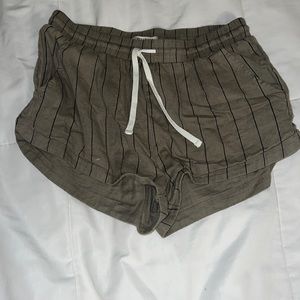 Cute Billabong shorts!